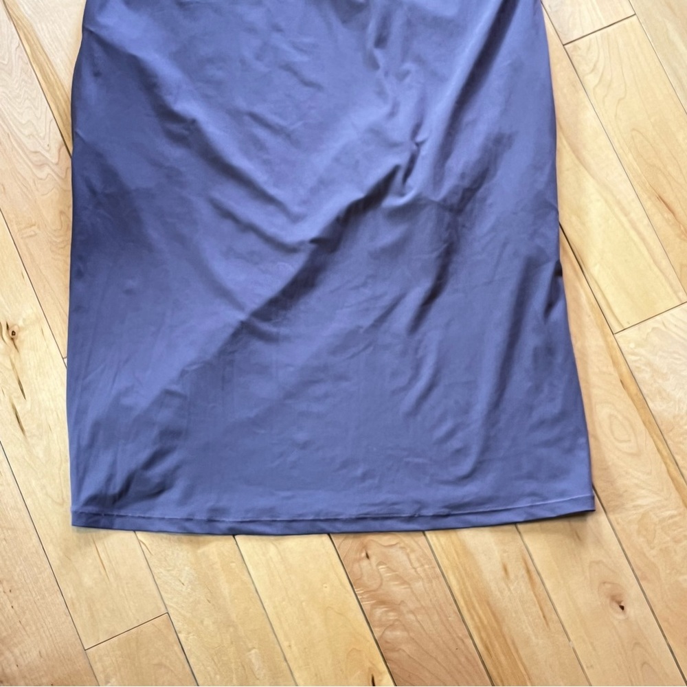 Lululemon Early Morning Dress in Graphite Purple size ten (10) - Picture 3 of 10